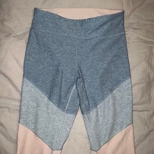 OUTDOOR VOICES 2 piece set—Sports top and leggings